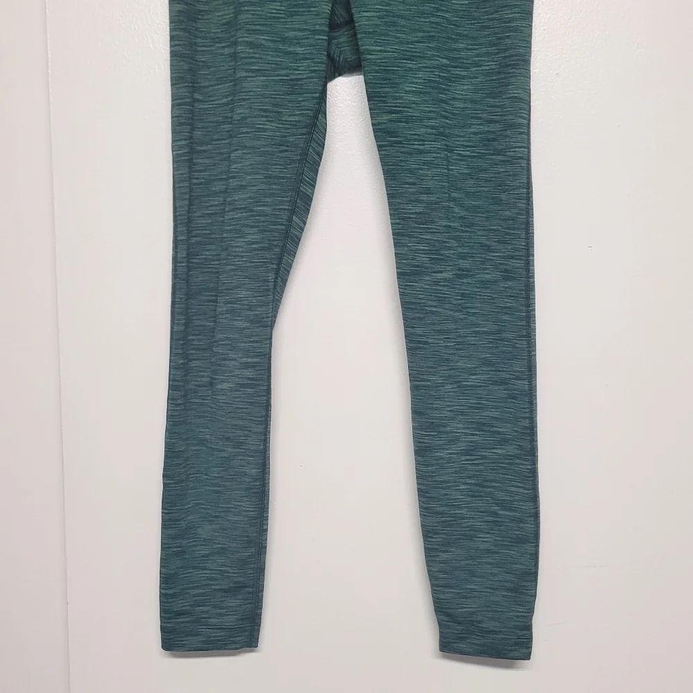 Outdoor Voices green work out leggins size M